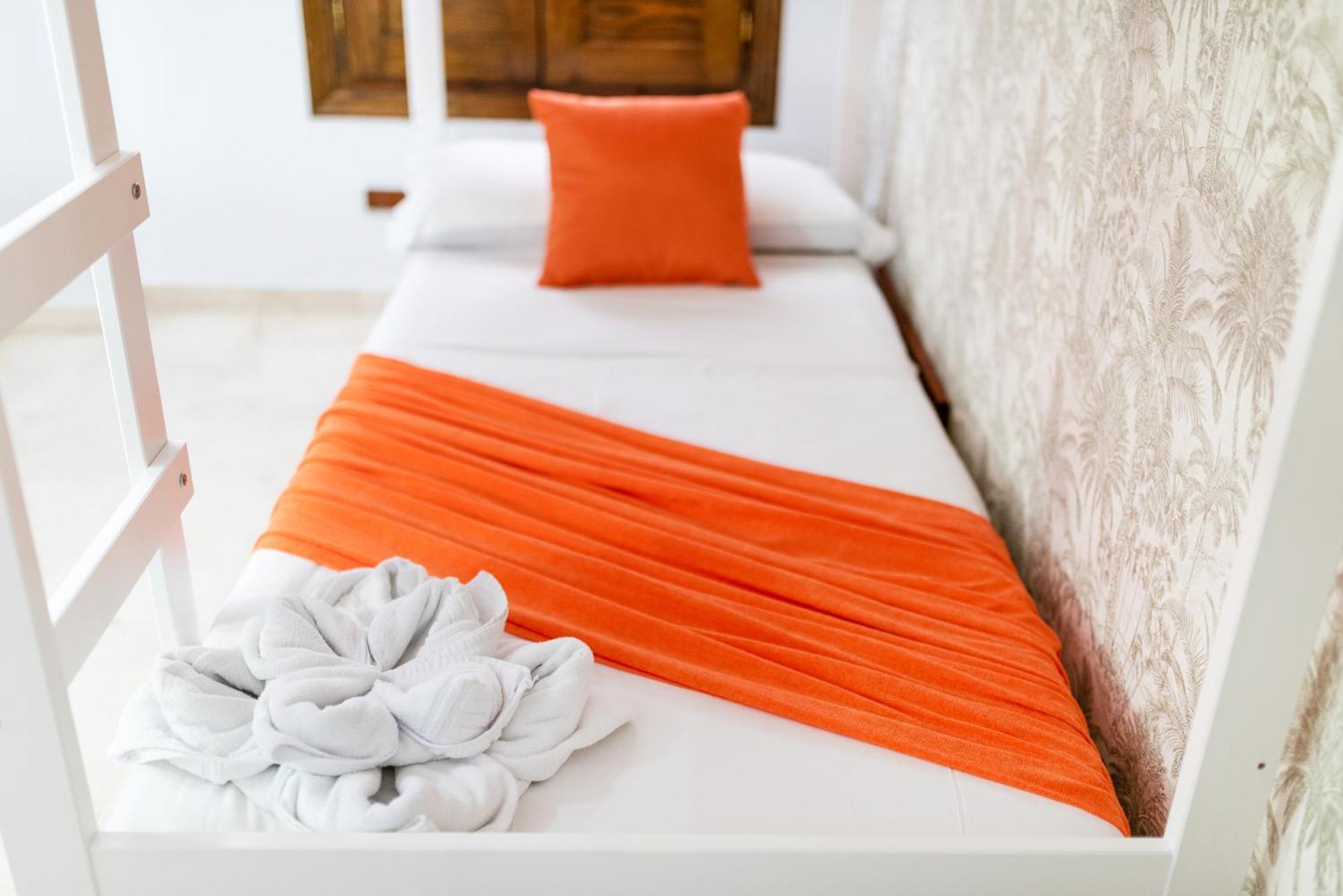 Wekey Homes Granada, El Encanto De Navas Centro Екстериор снимка